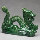 Chinesischer Drache Keramik-Figur grün mit Drachenkugel